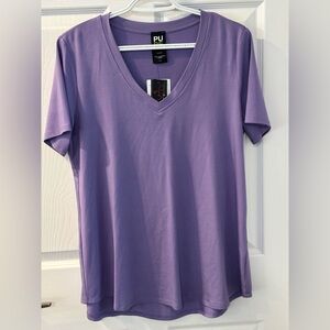 BNWT PURE essence Women’s Tee